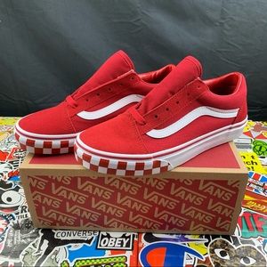 fully red vans